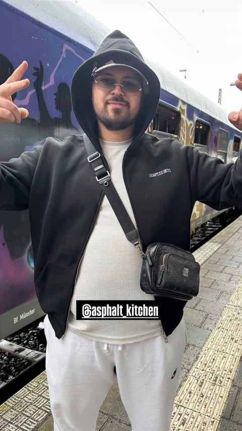 Instagram-Story von @asphalt_kitchen mit 0511ER